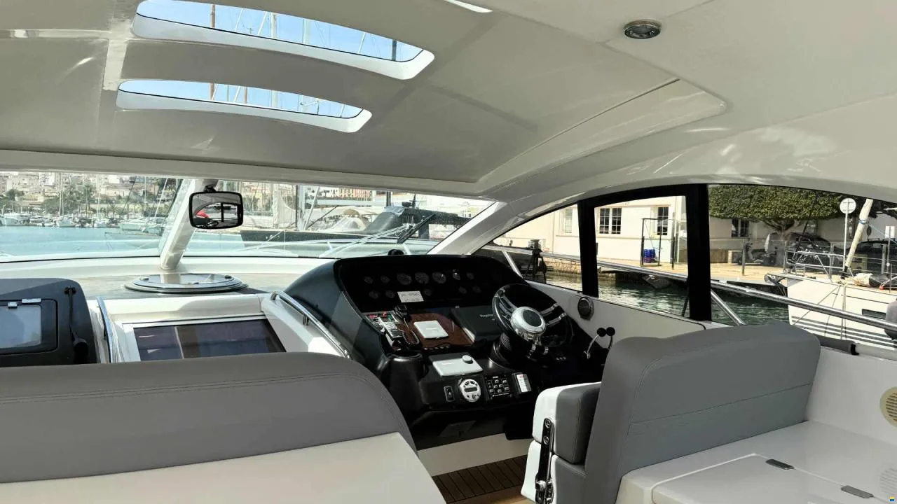 Sunseeker Portofino 47 12