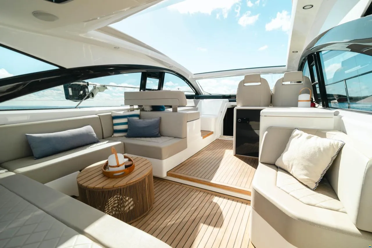 Fairline_Targa_45open_008