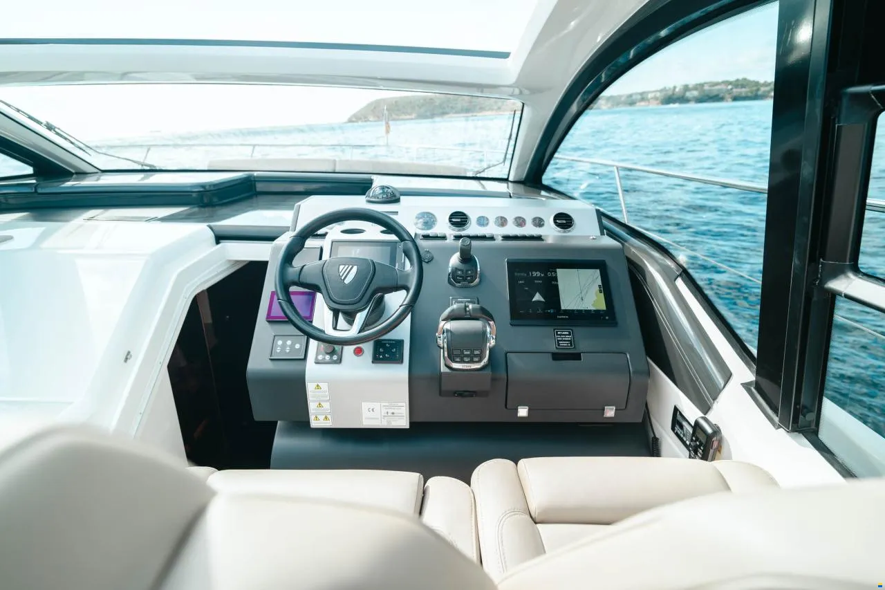 Fairline_Targa_45open_014
