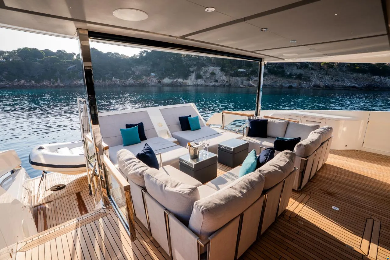 Sunseeker 90 Ocean_09