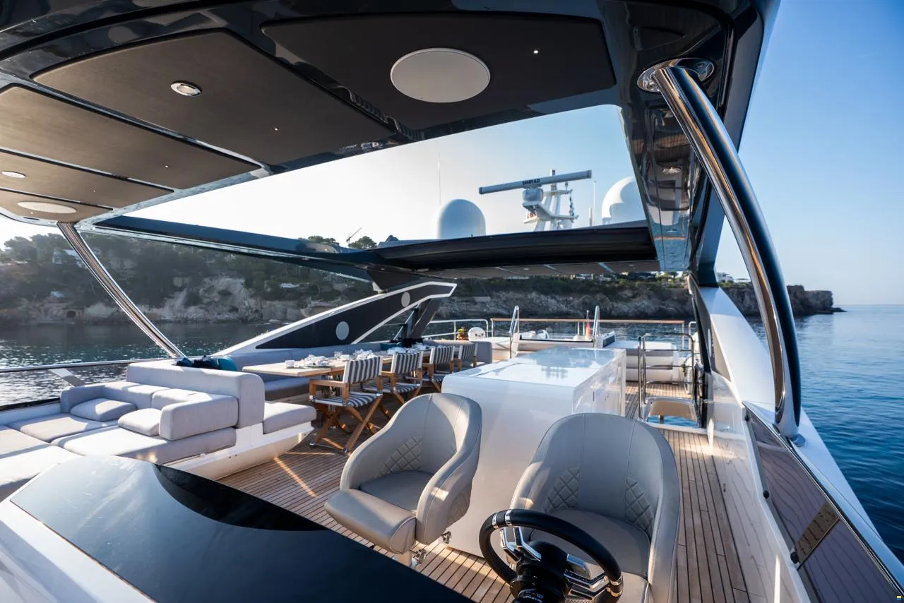 Sunseeker 90 Ocean_11