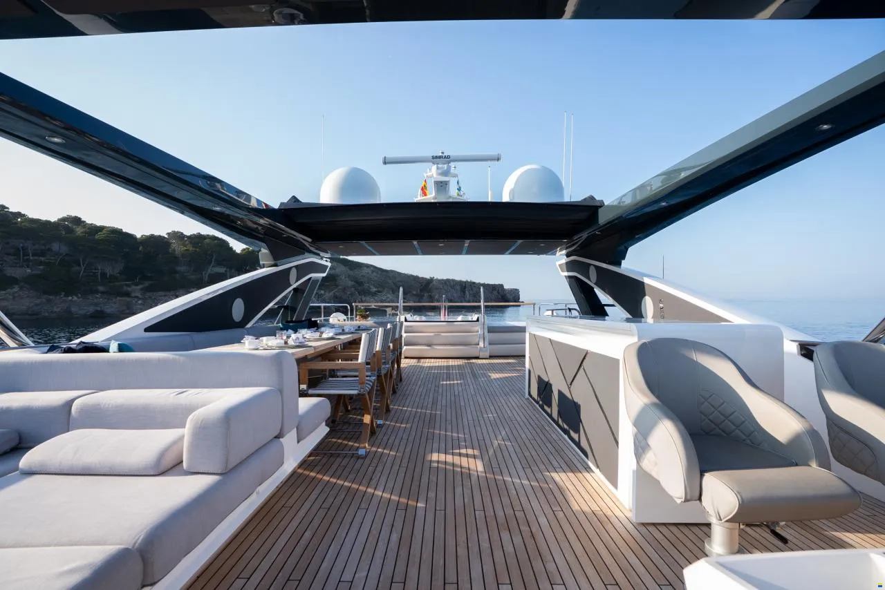 Sunseeker 90 Ocean_17