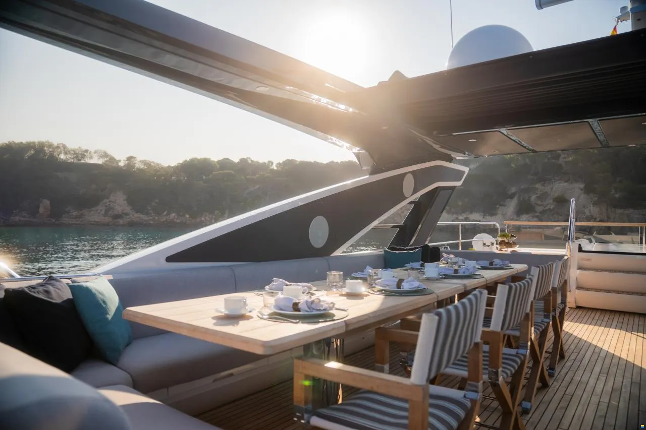 Sunseeker 90 Ocean_19