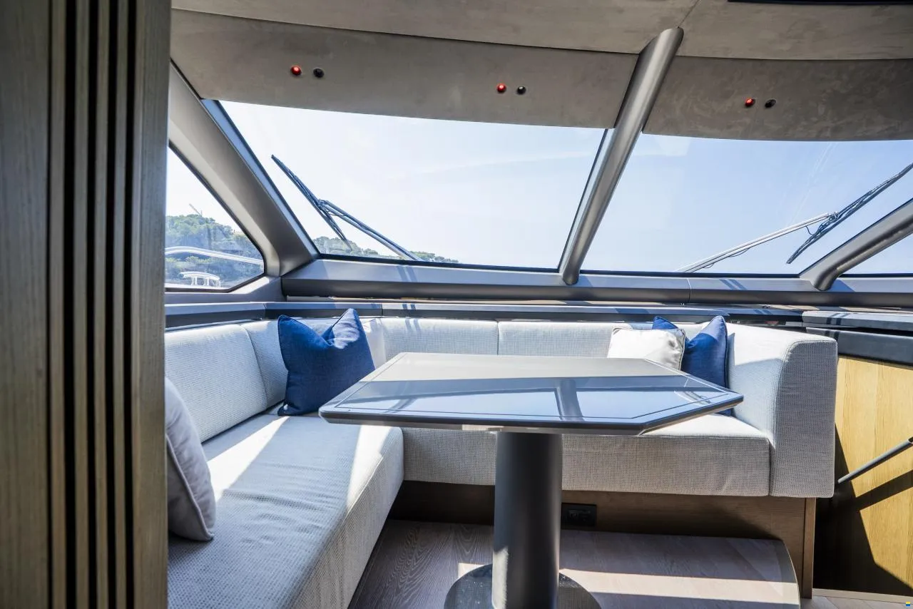 Sunseeker 90 Ocean_25