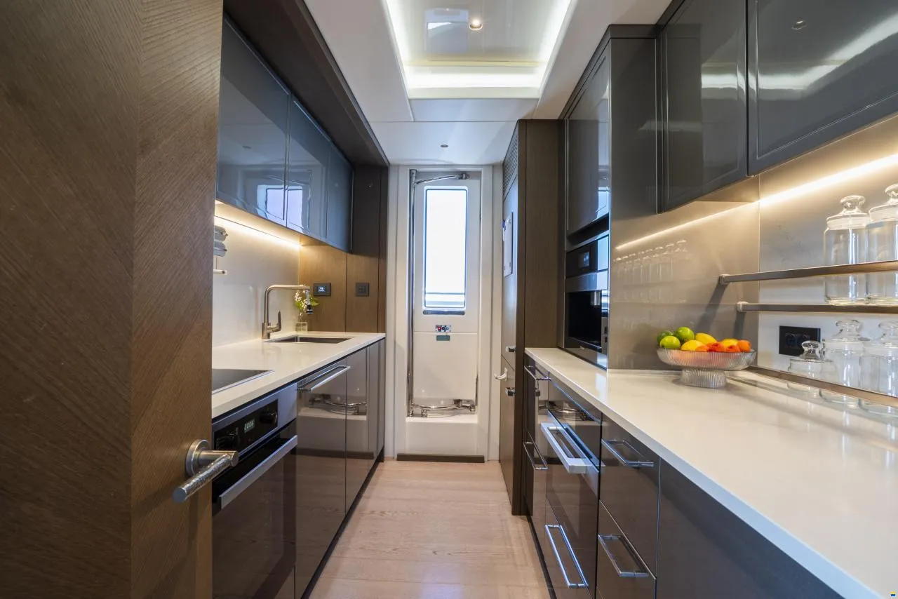 Sunseeker 90 Ocean_31