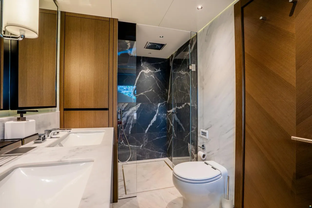 Sunseeker 90 Ocean_39